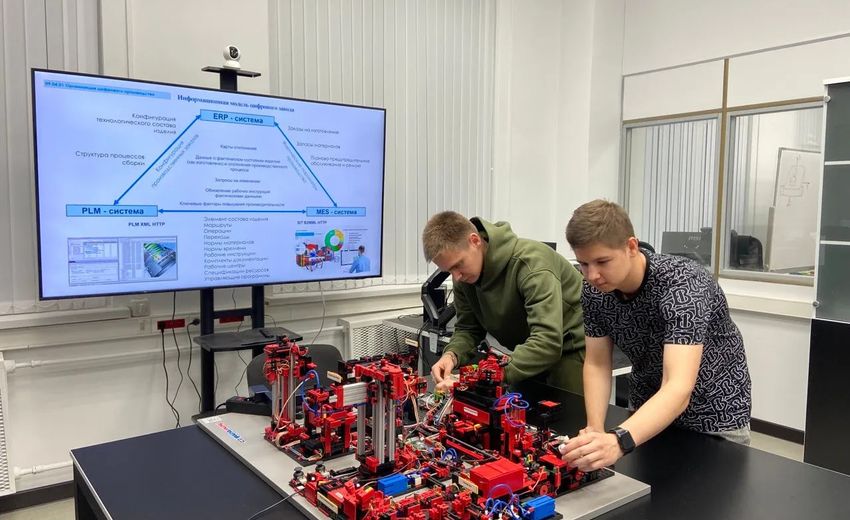 Самарская киберфизическая фабрика будет создавать двигатели для полетов в космос