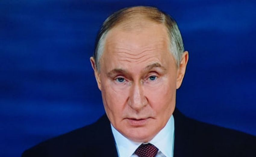 "Власти РФ будут поддерживать новые российские бренды": Владимир Путин — на пленарном заседании ПМЭФ