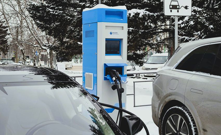 В России наладили серийное производство морозоустойчивых зарядных станций для электромобилей