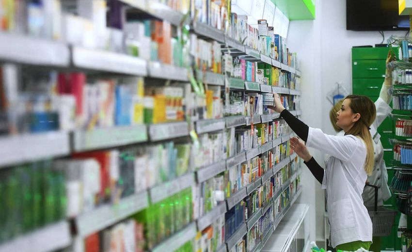 Особый порядок продажи зарубежных лекарств продлен до конца 2027 года