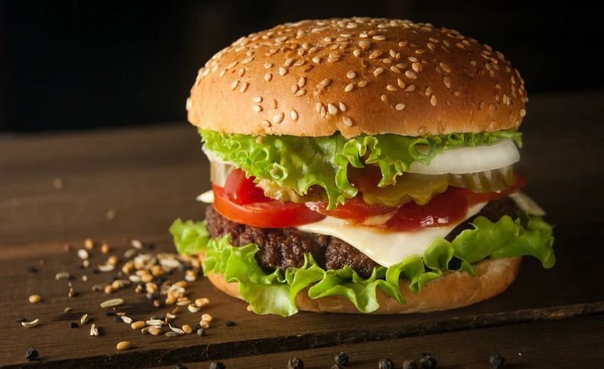Поставщик котлет для «Вкусно и точка» в Великом Новгороде планирует вернуть объемы продаж