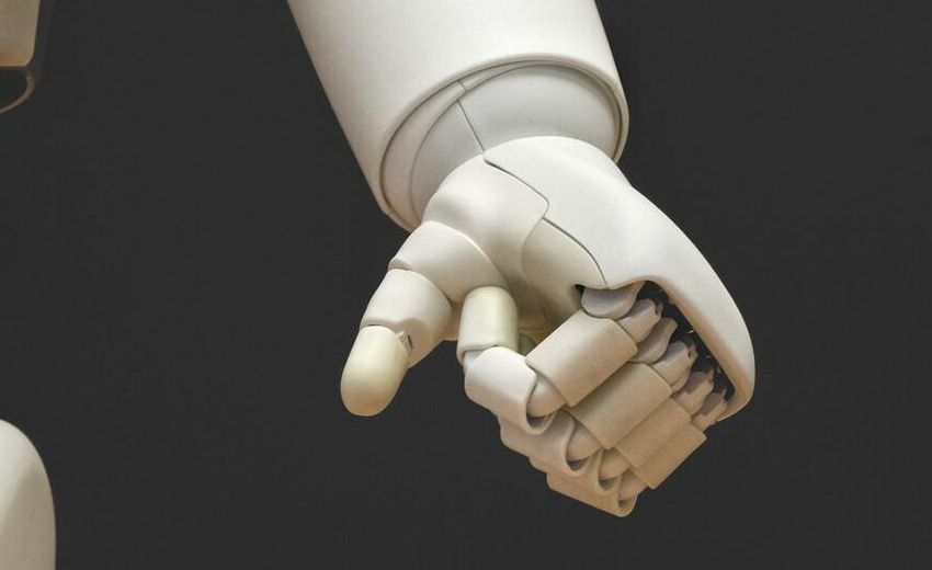 Российский робот-учитель Promobot начнет преподавать в школе в Индии