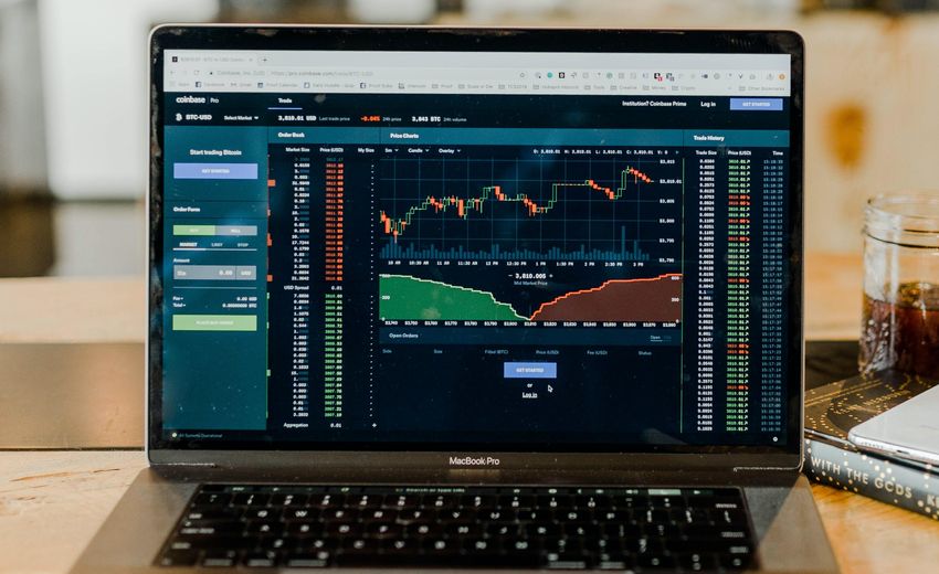 В Сбербанке допустили проведение IPO для «Самоката» и Delivery Club